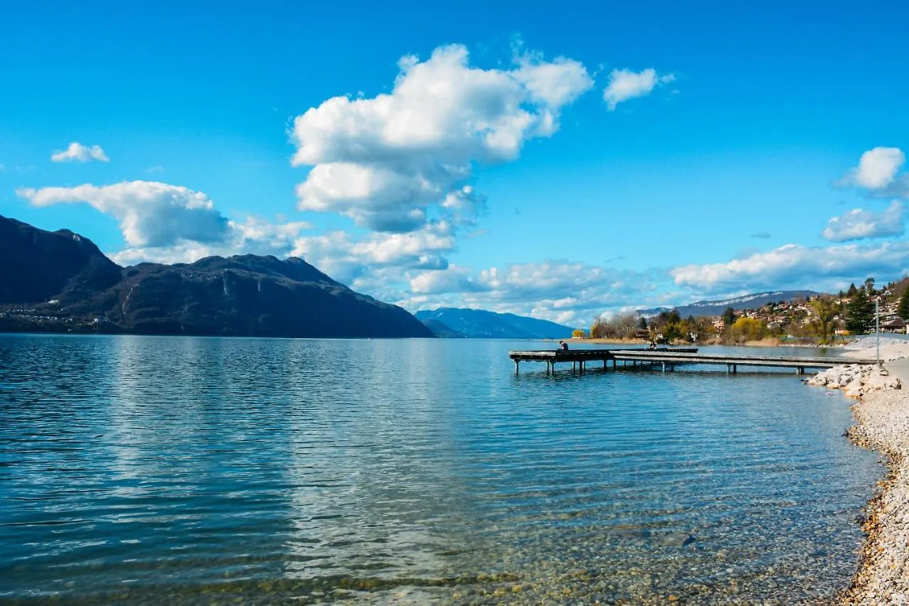 La Source Positive Apartment Aix-les-Bains France